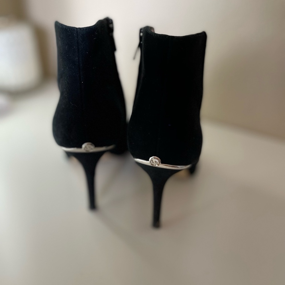MK Women's Ankle Boots - Picture 2 of 4